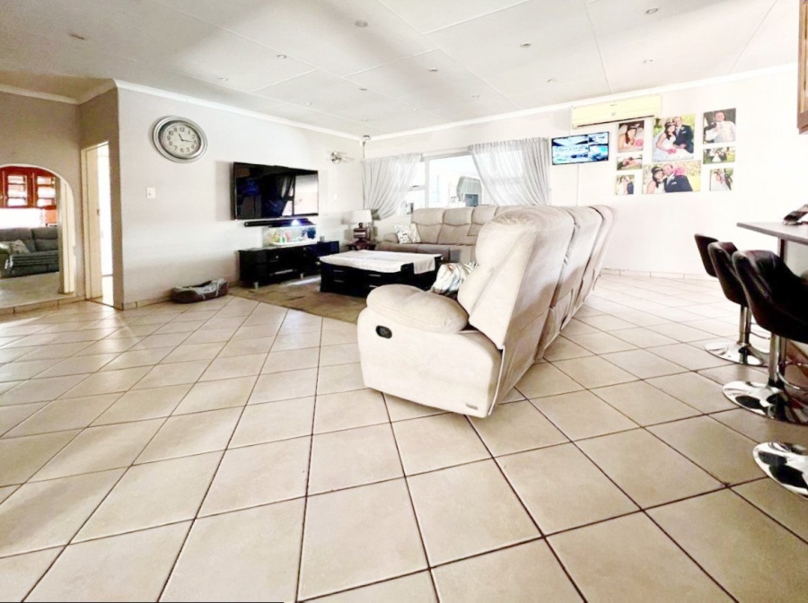 4 Bedroom Property for Sale in Sasolburg Free State